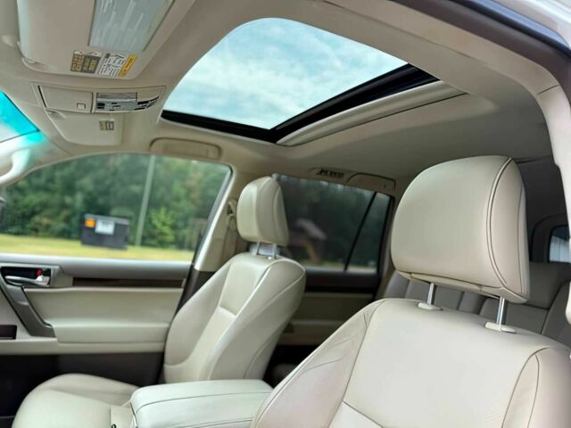 Белый Лексус ГХ, объемом двигателя 4.6 л и пробегом 42 тыс. км за 17400 $, фото 9 на Automoto.ua