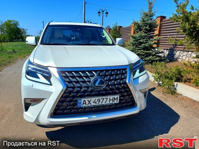 Білий Лексус ГХ, об'ємом двигуна 4.6 л та пробігом 51 тис. км за 55200 $, фото 1 на Automoto.ua
