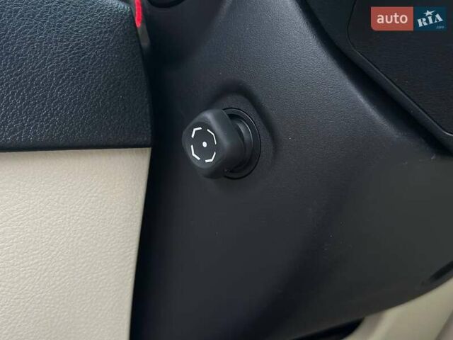 Білий Лексус ГХ, об'ємом двигуна 4.61 л та пробігом 10 тис. км за 47500 $, фото 34 на Automoto.ua