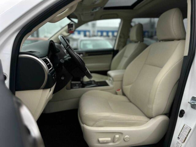 Белый Лексус ГХ, объемом двигателя 4.6 л и пробегом 10 тыс. км за 47500 $, фото 10 на Automoto.ua