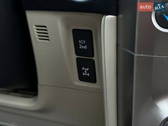 Белый Лексус ГХ, объемом двигателя 4.61 л и пробегом 10 тыс. км за 49990 $, фото 42 на Automoto.ua
