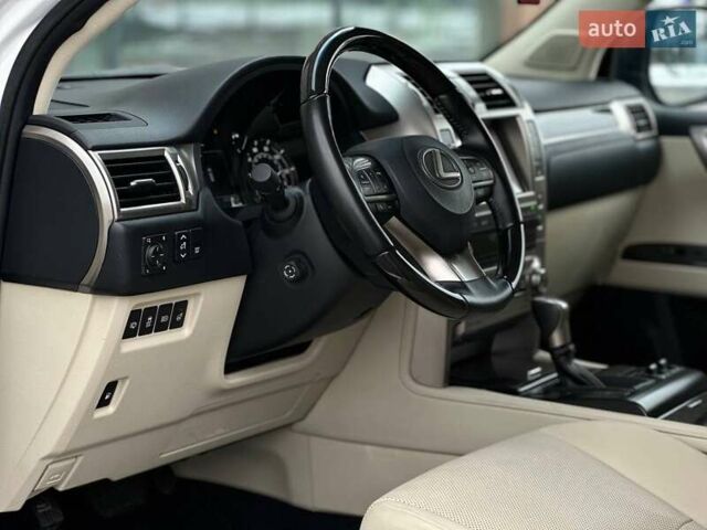 Белый Лексус ГХ, объемом двигателя 4.61 л и пробегом 10 тыс. км за 49990 $, фото 13 на Automoto.ua