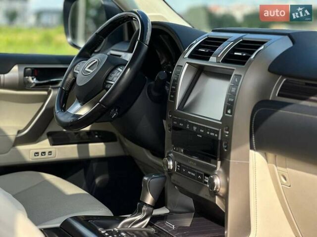 Белый Лексус ГХ, объемом двигателя 4.61 л и пробегом 10 тыс. км за 47500 $, фото 11 на Automoto.ua