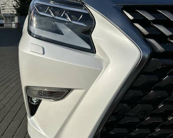 Белый Лексус ГХ, объемом двигателя 4.61 л и пробегом 13 тыс. км за 74999 $, фото 54 на Automoto.ua