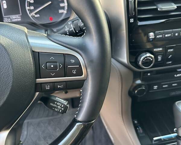 Белый Лексус ГХ, объемом двигателя 4.61 л и пробегом 13 тыс. км за 74999 $, фото 44 на Automoto.ua