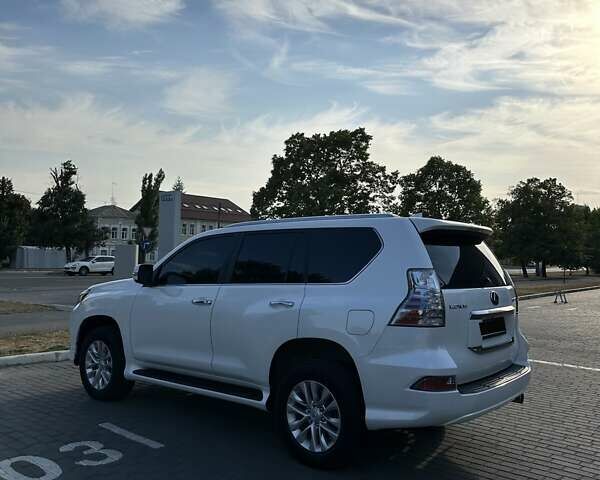 Белый Лексус ГХ, объемом двигателя 4.61 л и пробегом 13 тыс. км за 74999 $, фото 7 на Automoto.ua