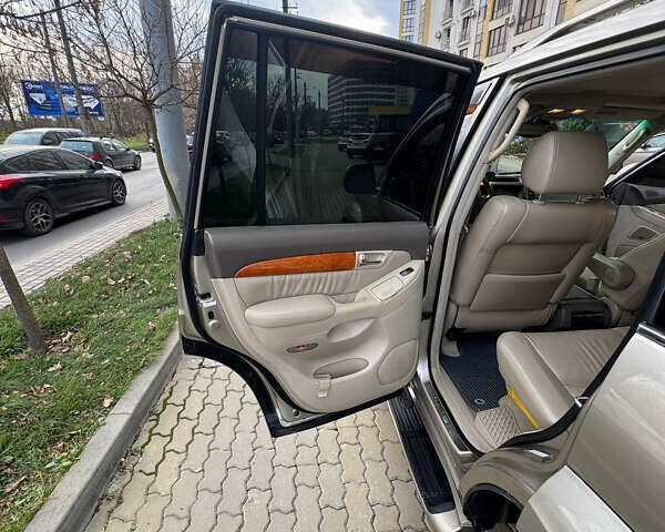 Бежевий Лексус ГХ, об'ємом двигуна 4.66 л та пробігом 349 тис. км за 15000 $, фото 14 на Automoto.ua