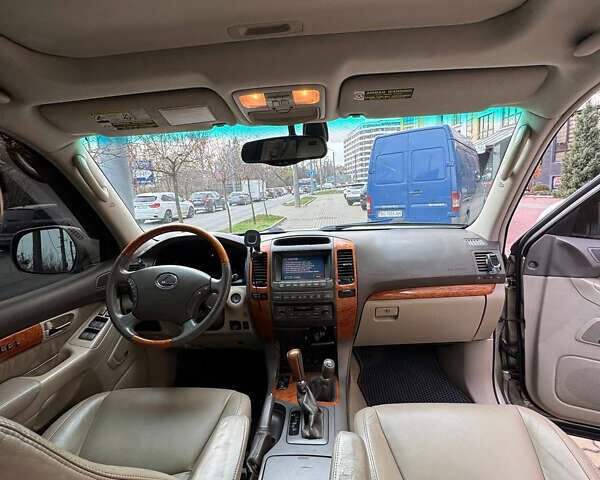 Бежевий Лексус ГХ, об'ємом двигуна 4.66 л та пробігом 349 тис. км за 15000 $, фото 13 на Automoto.ua