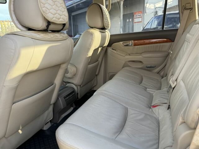 Бежевый Лексус ГХ, объемом двигателя 4.7 л и пробегом 247 тыс. км за 13950 $, фото 5 на Automoto.ua