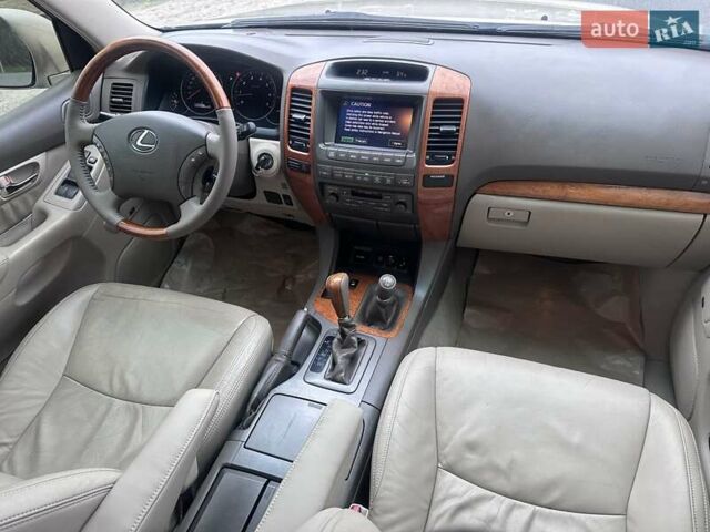 Бежевый Лексус ГХ, объемом двигателя 4.7 л и пробегом 181 тыс. км за 15999 $, фото 28 на Automoto.ua