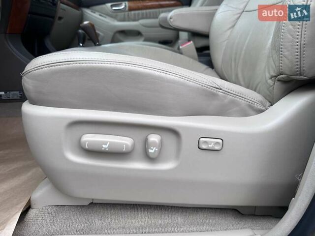 Бежевый Лексус ГХ, объемом двигателя 4.7 л и пробегом 181 тыс. км за 15999 $, фото 31 на Automoto.ua