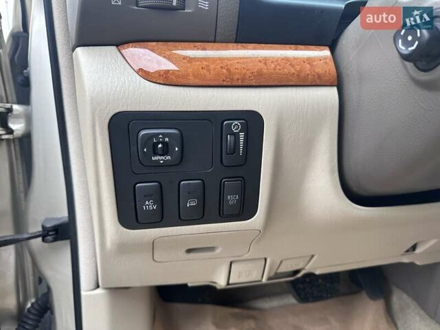 Бежевый Лексус ГХ, объемом двигателя 4.7 л и пробегом 181 тыс. км за 15999 $, фото 32 на Automoto.ua