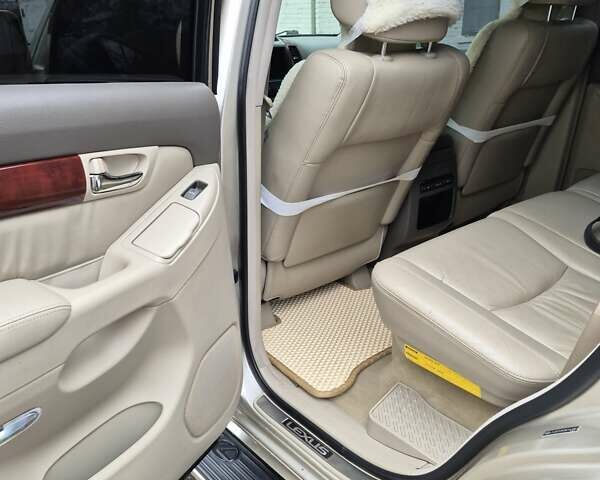 Бежевий Лексус ГХ, об'ємом двигуна 4.7 л та пробігом 203 тис. км за 18500 $, фото 10 на Automoto.ua