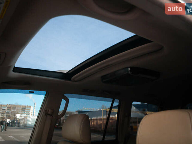 Бежевий Лексус ГХ, об'ємом двигуна 4.7 л та пробігом 203 тис. км за 18500 $, фото 12 на Automoto.ua