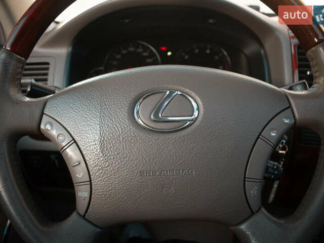 Бежевий Лексус ГХ, об'ємом двигуна 4.7 л та пробігом 203 тис. км за 18500 $, фото 18 на Automoto.ua