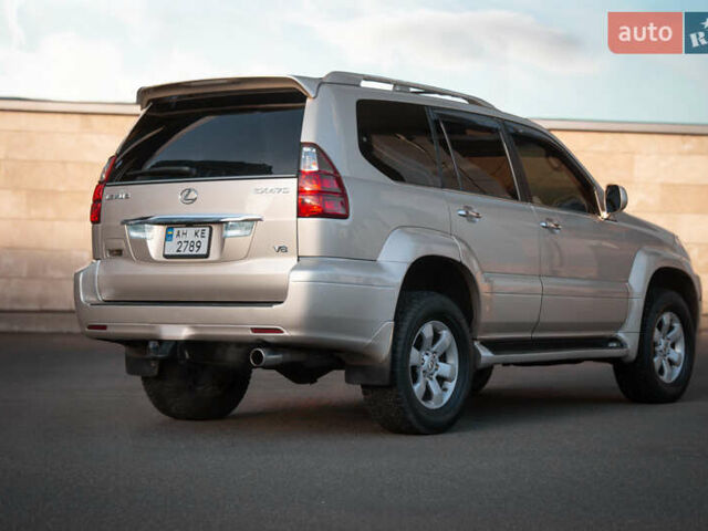 Бежевий Лексус ГХ, об'ємом двигуна 4.7 л та пробігом 203 тис. км за 18500 $, фото 2 на Automoto.ua