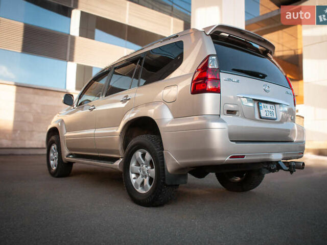 Бежевий Лексус ГХ, об'ємом двигуна 4.7 л та пробігом 203 тис. км за 18500 $, фото 5 на Automoto.ua