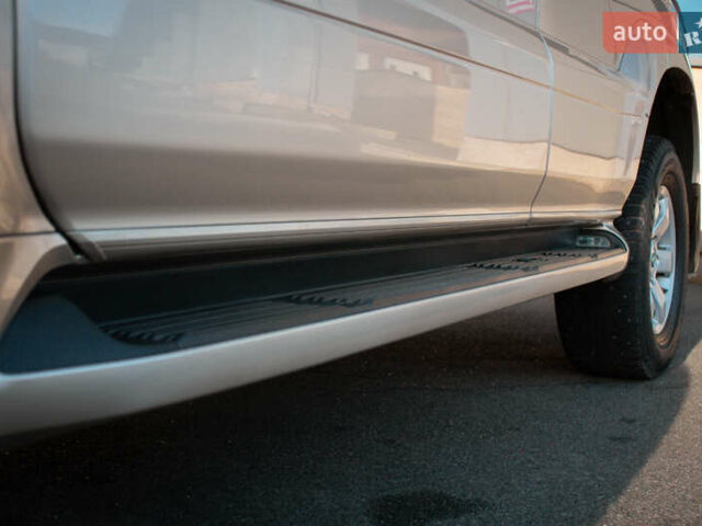 Бежевий Лексус ГХ, об'ємом двигуна 4.7 л та пробігом 203 тис. км за 18500 $, фото 49 на Automoto.ua