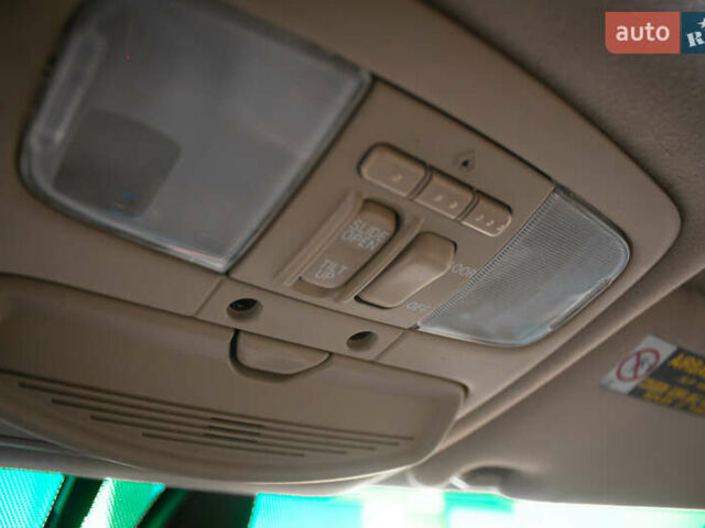 Бежевий Лексус ГХ, об'ємом двигуна 4.7 л та пробігом 203 тис. км за 18500 $, фото 37 на Automoto.ua