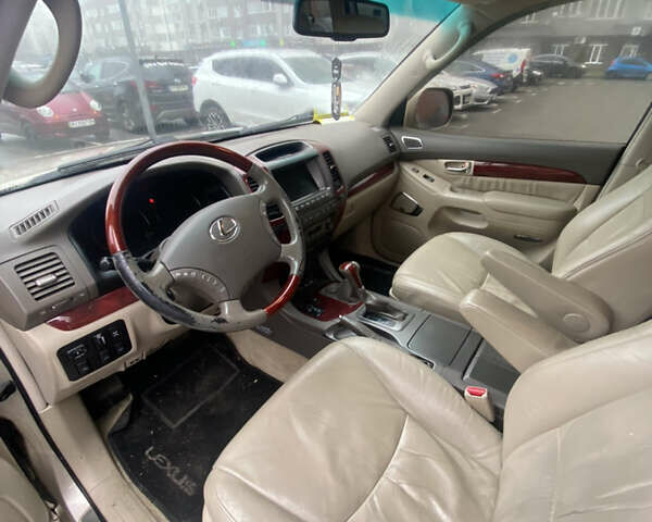 Бежевий Лексус ГХ, об'ємом двигуна 4.7 л та пробігом 138 тис. км за 26000 $, фото 19 на Automoto.ua