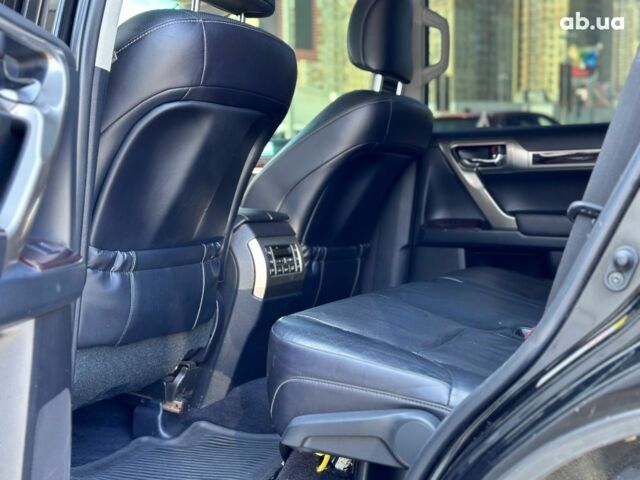 Лексус ГХ 2014 у Києві на Automoto.ua Чорний Лексус ГХ, об'ємом двигуна 0 л та пробігом 275 тис. км за 34900 $, фото 9 на Automoto.ua