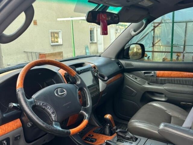 Чорний Лексус ГХ, об'ємом двигуна 4.7 л та пробігом 297 тис. км за 15400 $, фото 3 на Automoto.ua