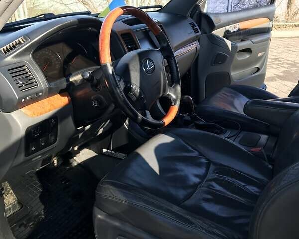 Черный Лексус ГХ, объемом двигателя 4.7 л и пробегом 210 тыс. км за 13999 $, фото 22 на Automoto.ua