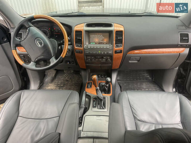 Черный Лексус ГХ, объемом двигателя 4.66 л и пробегом 237 тыс. км за 16200 $, фото 27 на Automoto.ua