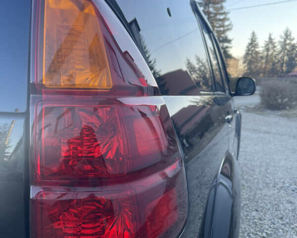 Черный Лексус ГХ, объемом двигателя 4.66 л и пробегом 237 тыс. км за 16200 $, фото 11 на Automoto.ua