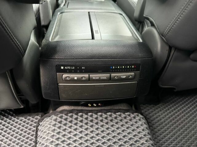 Чорний Лексус ГХ, об'ємом двигуна 4.7 л та пробігом 284 тис. км за 14500 $, фото 10 на Automoto.ua