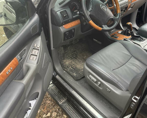 Черный Лексус ГХ, объемом двигателя 4.66 л и пробегом 237 тыс. км за 16200 $, фото 25 на Automoto.ua