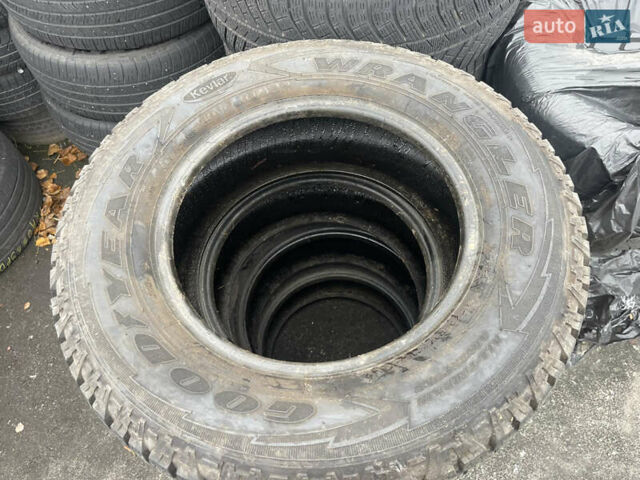 Чорний Лексус ГХ, об'ємом двигуна 4.7 л та пробігом 260 тис. км за 12900 $, фото 24 на Automoto.ua