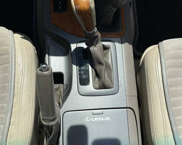 Черный Лексус ГХ, объемом двигателя 4.7 л и пробегом 200 тыс. км за 13500 $, фото 27 на Automoto.ua