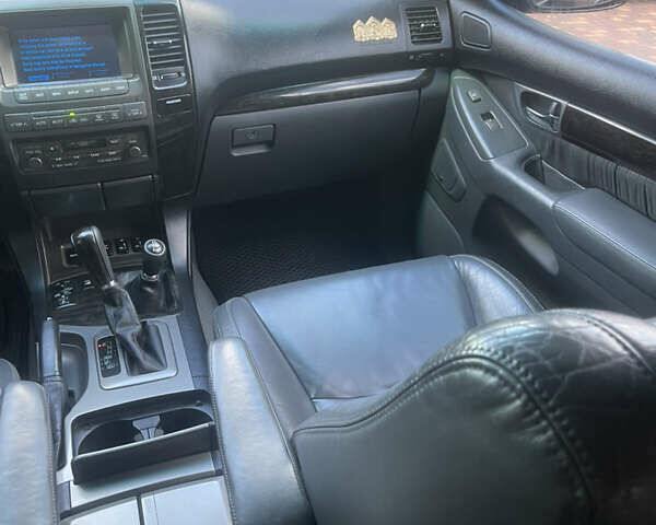 Чорний Лексус ГХ, об'ємом двигуна 4.66 л та пробігом 350 тис. км за 12700 $, фото 38 на Automoto.ua