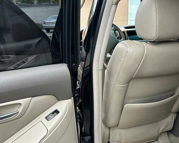 Чорний Лексус ГХ, об'ємом двигуна 4.66 л та пробігом 260 тис. км за 15000 $, фото 36 на Automoto.ua