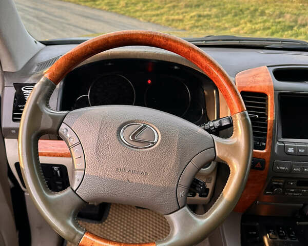 Лексус ГХ 2004 в Киеве на Automoto.ua Черный Лексус ГХ, объемом двигателя 4.7 л и пробегом 328 тыс. км за 14500 $, фото 10 на Automoto.ua