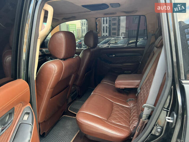 Черный Лексус ГХ, объемом двигателя 4.7 л и пробегом 269 тыс. км за 9400 $, фото 19 на Automoto.ua