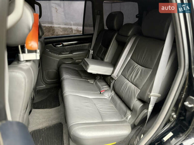 Чорний Лексус ГХ, об'ємом двигуна 4.7 л та пробігом 225 тис. км за 15000 $, фото 5 на Automoto.ua