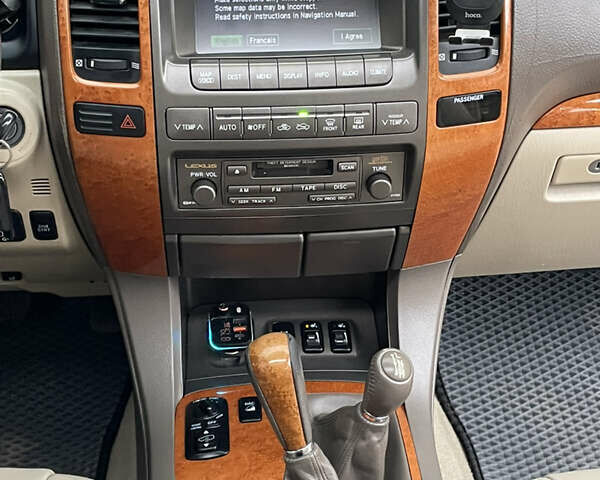 Черный Лексус ГХ, объемом двигателя 4.7 л и пробегом 288 тыс. км за 15800 $, фото 36 на Automoto.ua