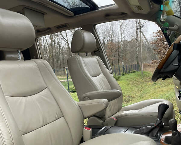 Черный Лексус ГХ, объемом двигателя 4.7 л и пробегом 288 тыс. км за 15800 $, фото 25 на Automoto.ua