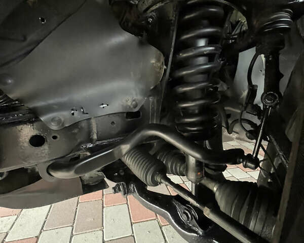 Черный Лексус ГХ, объемом двигателя 4.7 л и пробегом 288 тыс. км за 15800 $, фото 32 на Automoto.ua