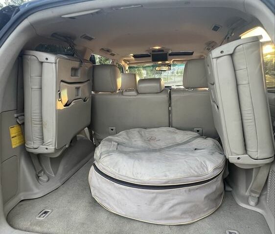 Черный Лексус ГХ, объемом двигателя 4.7 л и пробегом 290 тыс. км за 12700 $, фото 15 на Automoto.ua