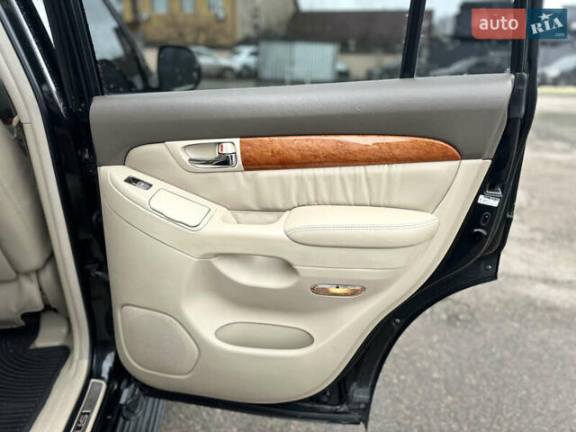 Чорний Лексус ГХ, об'ємом двигуна 4.66 л та пробігом 217 тис. км за 14700 $, фото 27 на Automoto.ua