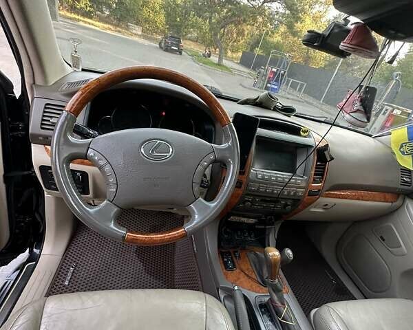 Черный Лексус ГХ, объемом двигателя 4.7 л и пробегом 229 тыс. км за 18500 $, фото 3 на Automoto.ua