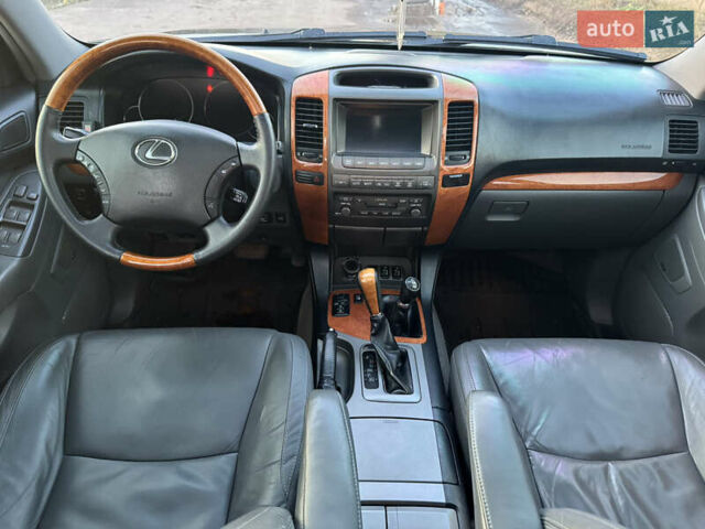 Чорний Лексус ГХ, об'ємом двигуна 4.66 л та пробігом 322 тис. км за 15200 $, фото 20 на Automoto.ua