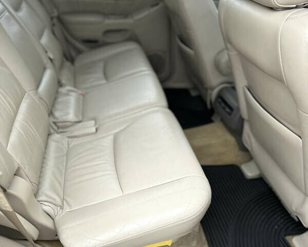 Чорний Лексус ГХ, об'ємом двигуна 4.66 л та пробігом 217 тис. км за 14700 $, фото 23 на Automoto.ua