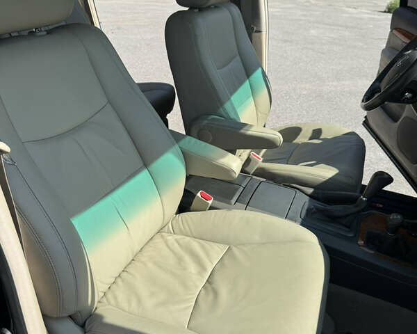 Черный Лексус ГХ, объемом двигателя 4.66 л и пробегом 215 тыс. км за 19600 $, фото 19 на Automoto.ua