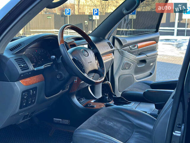 Черный Лексус ГХ, объемом двигателя 4.7 л и пробегом 295 тыс. км за 12800 $, фото 10 на Automoto.ua