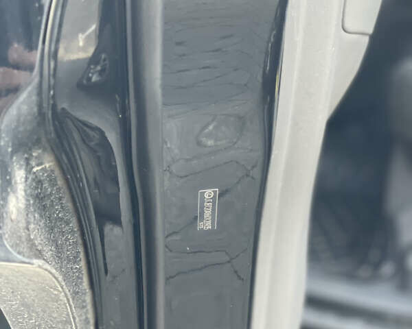 Черный Лексус ГХ, объемом двигателя 4.7 л и пробегом 318 тыс. км за 15950 $, фото 21 на Automoto.ua