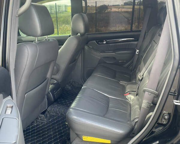 Черный Лексус ГХ, объемом двигателя 4.7 л и пробегом 318 тыс. км за 15950 $, фото 11 на Automoto.ua